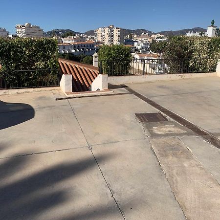 فيلا نيرخافي Casa Kaluel Adosado Blanco المظهر الخارجي الصورة